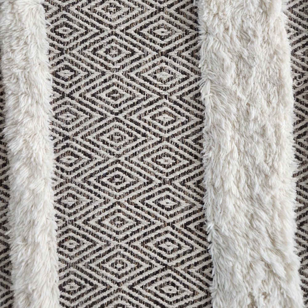 Area Rug - Picture 2 of 5